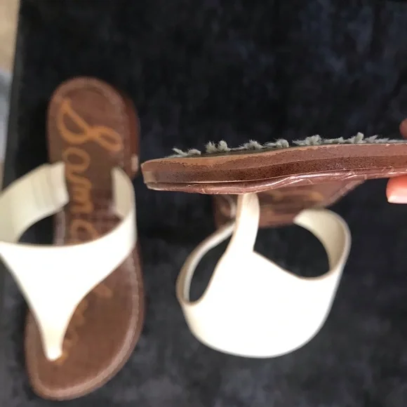 Sam Edelman Jaynee T-Strap Heel Sandals - Picture 15 of 16